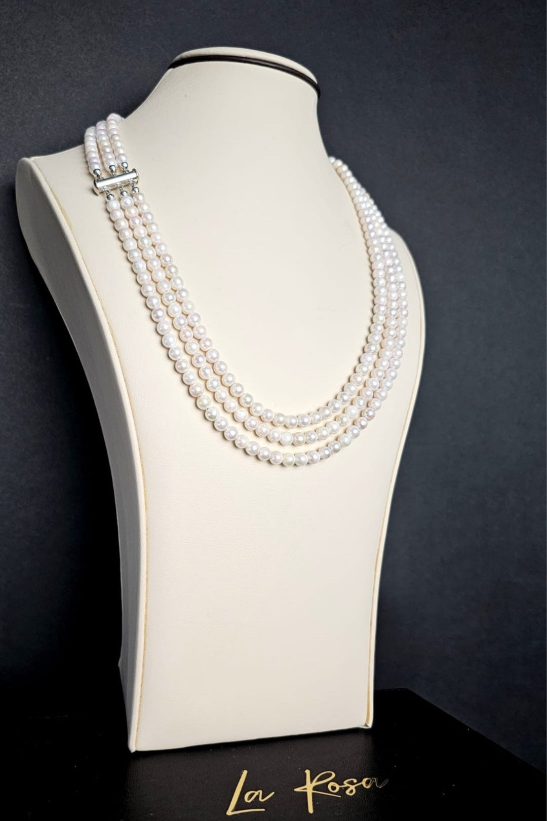 LAYERED PEARL NECKLACE AND BRACELET SET
