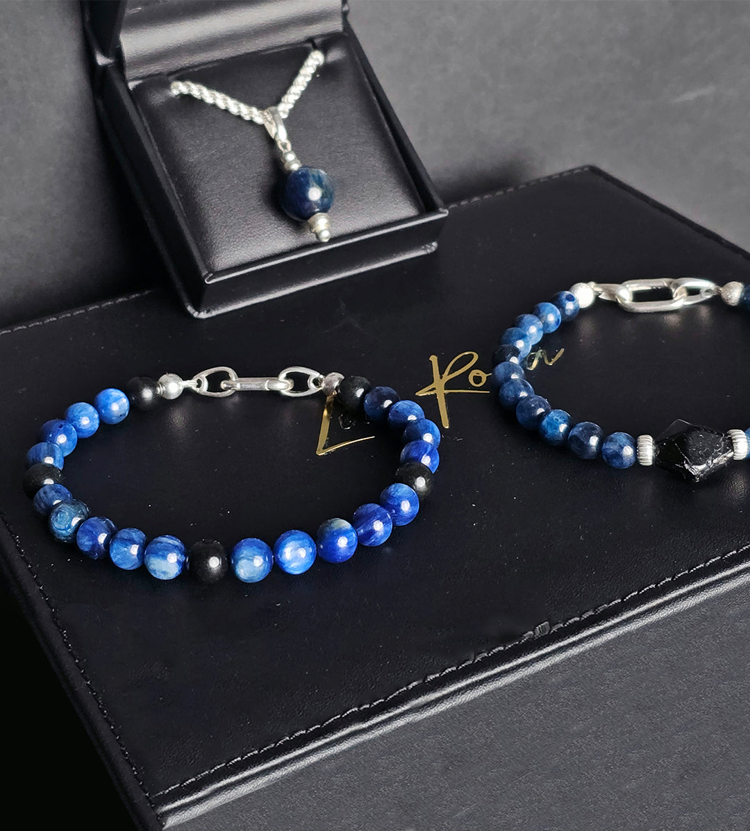LA ROSA JEWELRY SIGNATURE KYANITE SET
