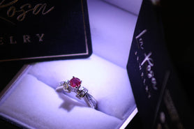 The Crimson Halo Ring - Ruby & Diamond