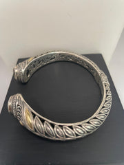 Bali RoManse Silver & 18K Gold Accents Oval Gemstone Hinged Cuff Bracelet – Golden Yellow