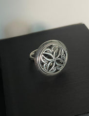 Sterling Silver Floral Medallion Ring – Size 7