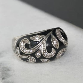 Vintage-Inspired Filigree Dome Ring